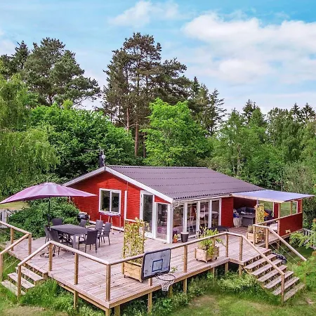 Szálloda 6 Person In R Nde 3*